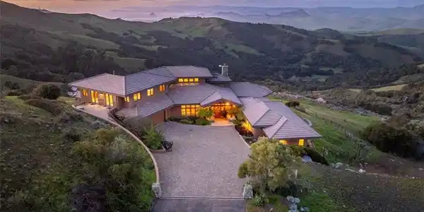 4848 Prefumo Canyon