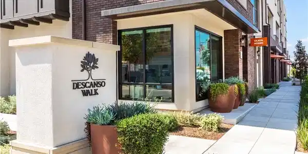1050 Foothill Boulevard
