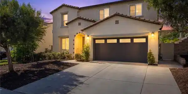 24851 Coldwater Canyon Trail