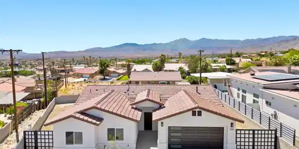 12795 Casa Loma Road