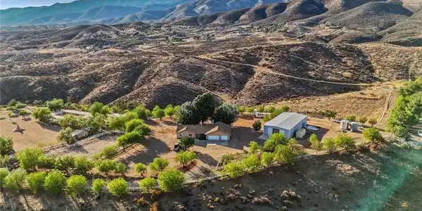 11709 Mint Canyon Road