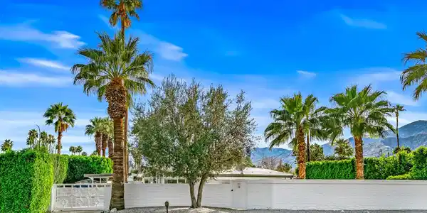 1655 Tamarisk Road