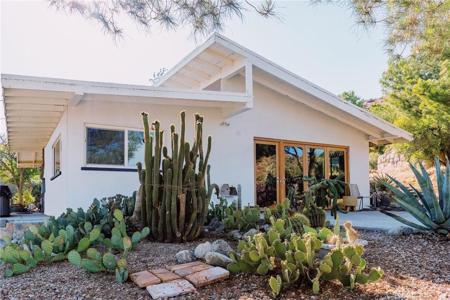48938 Mockingbird Lane