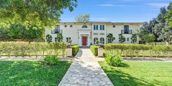 2290 Lombardy