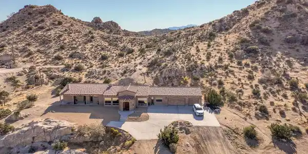 56245 Cobalt Road