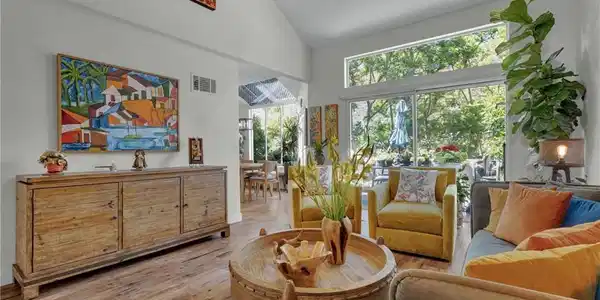 6222 Paseo Encantada