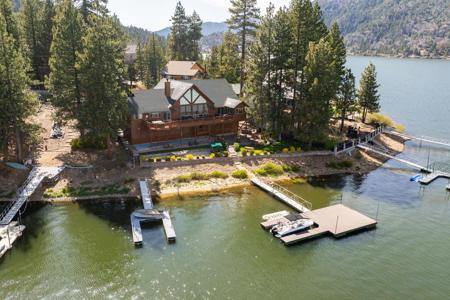 671 Cove Drive