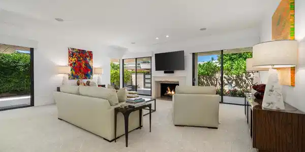 7 Dartmouth Drive