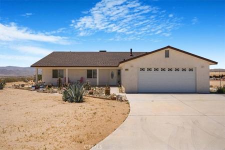 61975 La Brisa Drive