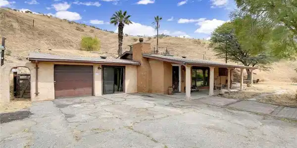 7530 Reche Canyon