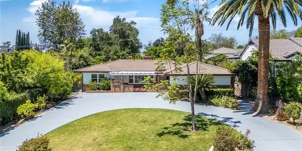 1771 Oakwood