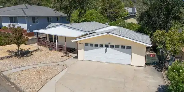 5417 High Rocks Court
