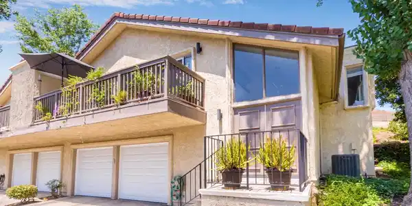 15 Sparrowhawk Lane