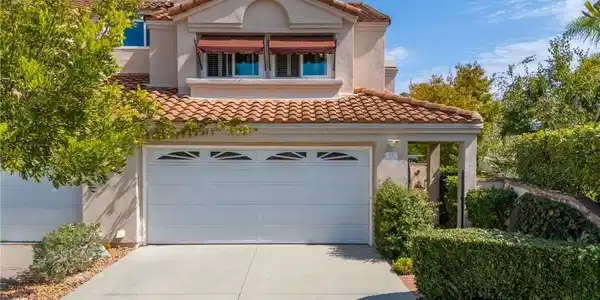 15 Stream Street