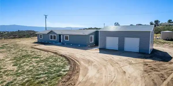 41829 Saddleback Drive