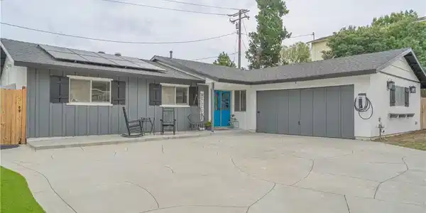 604 Hudspeth