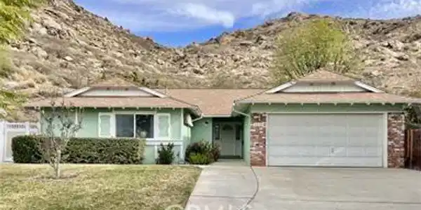 2530 Thayer Court