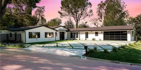 5019 Donna Avenue