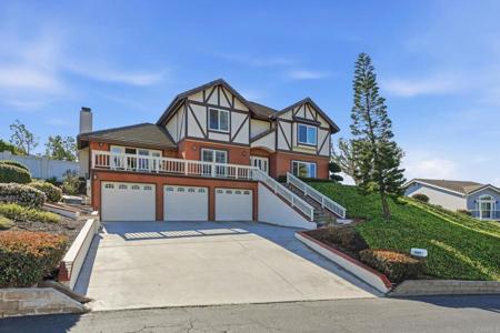 2525 Dundee Way