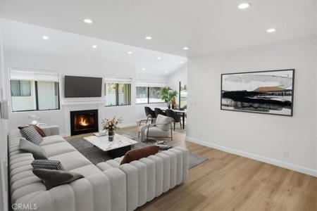10566 Sunland