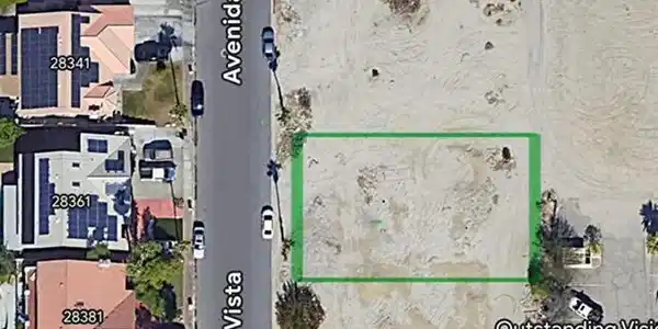 28360 Avenida La Vista