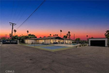 2170 N Via Monte
