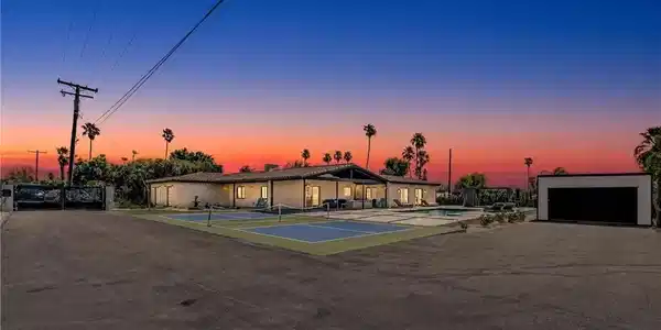 2170 N Via Monte