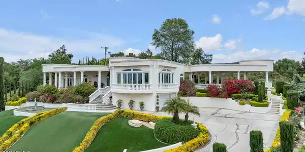 932 Rosario Drive