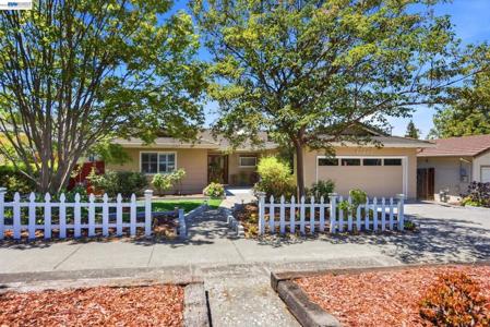 42447 Paseo Padre Pkwy