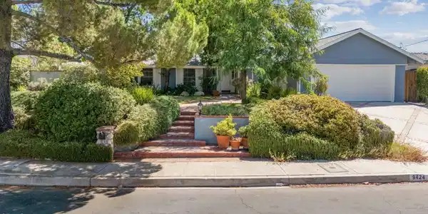 9424 Crystal View Drive