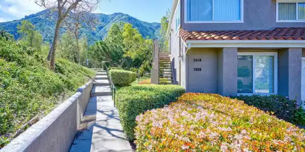 7050 Paseo Encantada