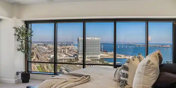 200 Harbor Dr