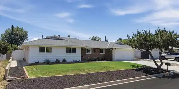 632 S Donna Beth Avenue