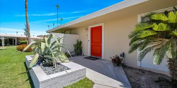 2250 S Calle Palo Fierro