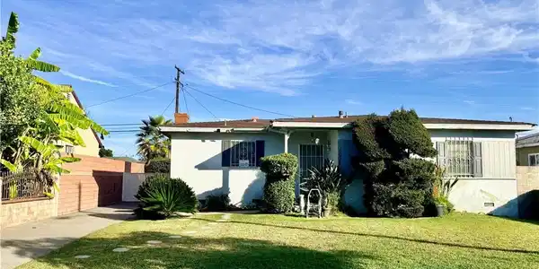 5052 Baldwin Park