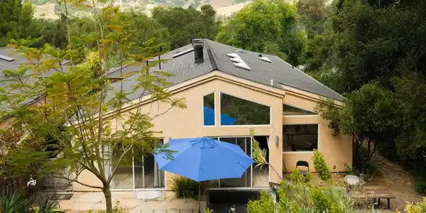 270 Valley Road