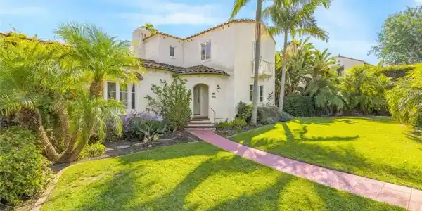 2736 Cuesta