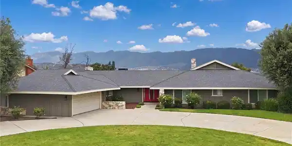 5623 Sycamore