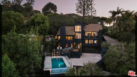 7825 Torreyson Drive
