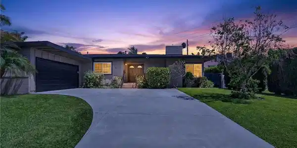 2077 N Mori