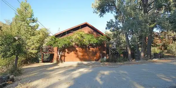 2428 Innsbruck Court
