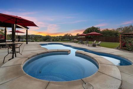 14284 Hacienda Lane