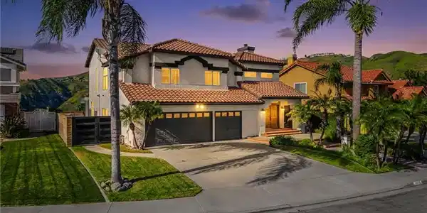 5265 Avenida De Kristine