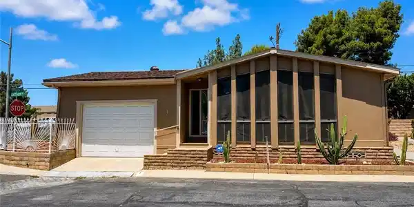 3800 W Wilson Street