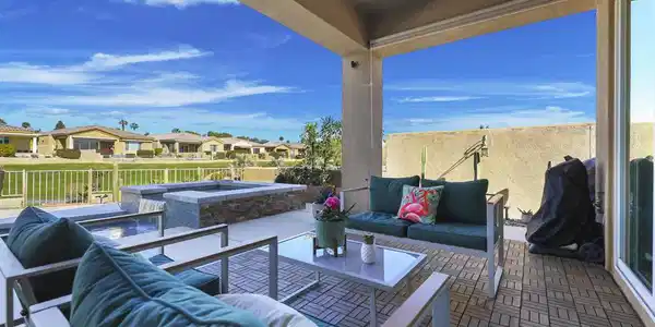 67252 Zuni Court