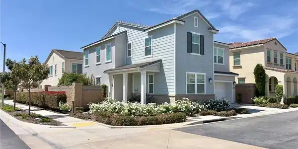 1635 Atchison