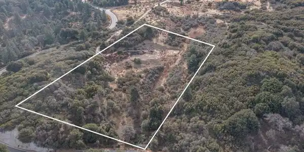 19030 Highway 243