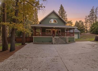 1400 Pine Cone Court