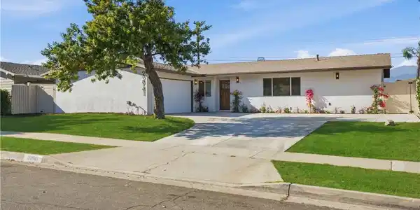 22941 Dry Creek
