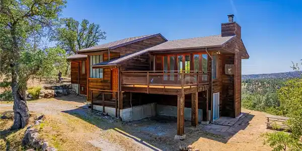 32774 Road 400